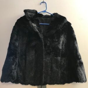 VTG MAR DEL BY RICE FAUX FUR BLACK CAPE SZ LARGE